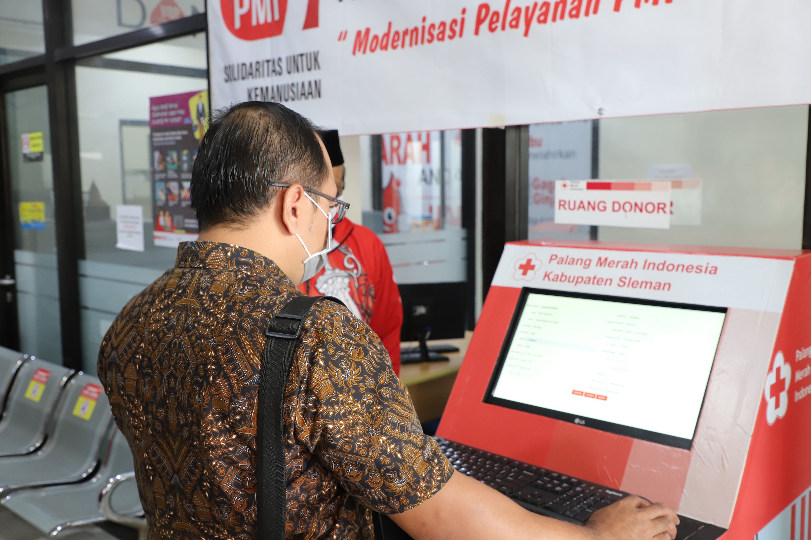 Anjungan mandiri donor darah