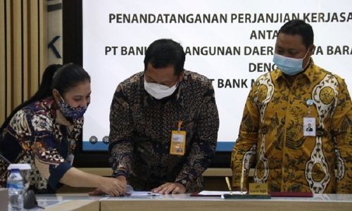 <p>Suasana penandatanganan kesepakatan Bank BJB dengan Bank Mantap terkait penyaluran kredit term loan facility senilai Rp500 miliar dengan jangka waktu 18 bulan guna mendorong kinerja perekonomian / Dok. BJB</p>
