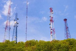 <p>Ilustrasi BTS Menara Telekomunikasi / Shutterstock</p>