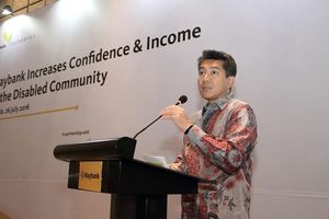 <p>Direktur Utama PT Bank Maybank Indonesia Tbk (BNII) Taswin Zakaria / Facebook @MaybankIndonesia</p>