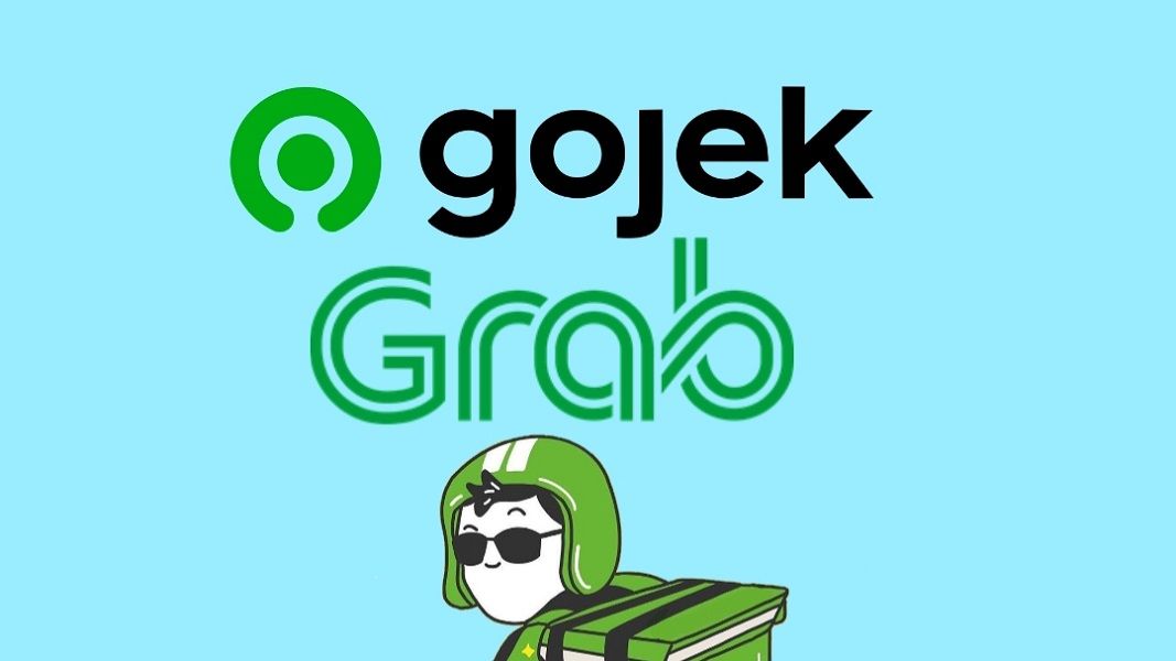 <p>Ilustrasi ojek online Gojek dan Grab / Sakata.id</p>
