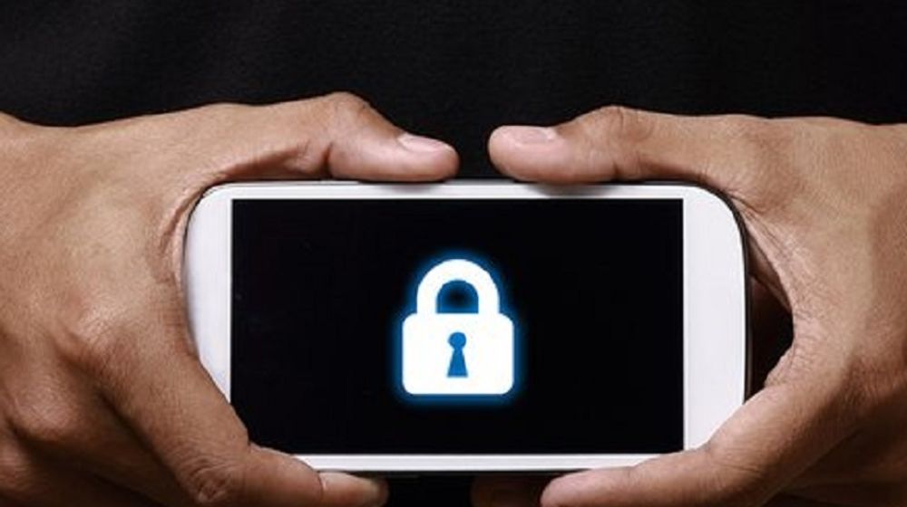 <p>Ponsel dengan IMEI tidak terdaftar tak lagi bisa digunakan di Indonesia / Shutterstock</p>
