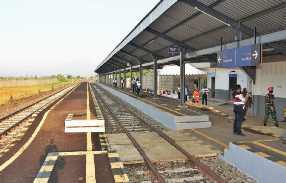 <p>Pengoperasian kembali rute kereta api Ciranjang-Cipatat dari Sukabumi hingga Bandung / Dok. Kemenhub</p>
