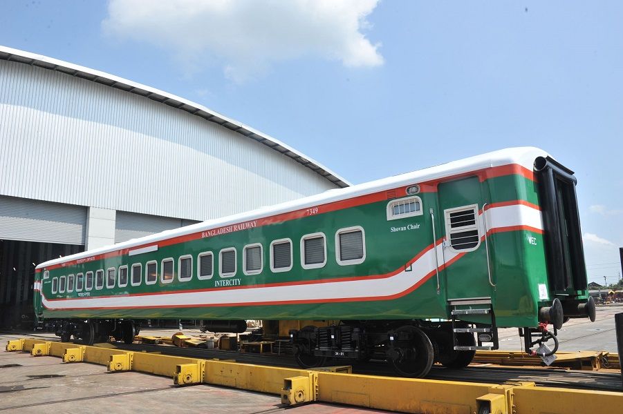 <p>Ekspor gerbong kereta api penumpang buatan BUMN INKA ke Bangladesh / Inka.co.id</p>
