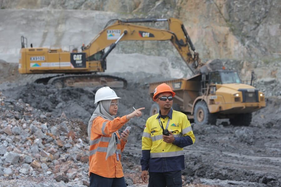 <p>Tambang emas Martabe milik PT Agincourt Resources, anak usaha PT United Tractors Tbk (UNTR) dari Grup Astra / Agincourtresources.com</p>
