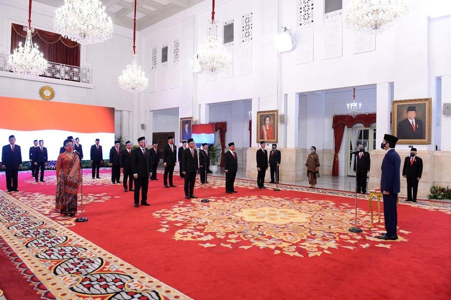 <p>Presiden Joko Widodo melantik 20 Duta Besar RI untuk negara-negara sahabat / Setneg.go.id</p>
