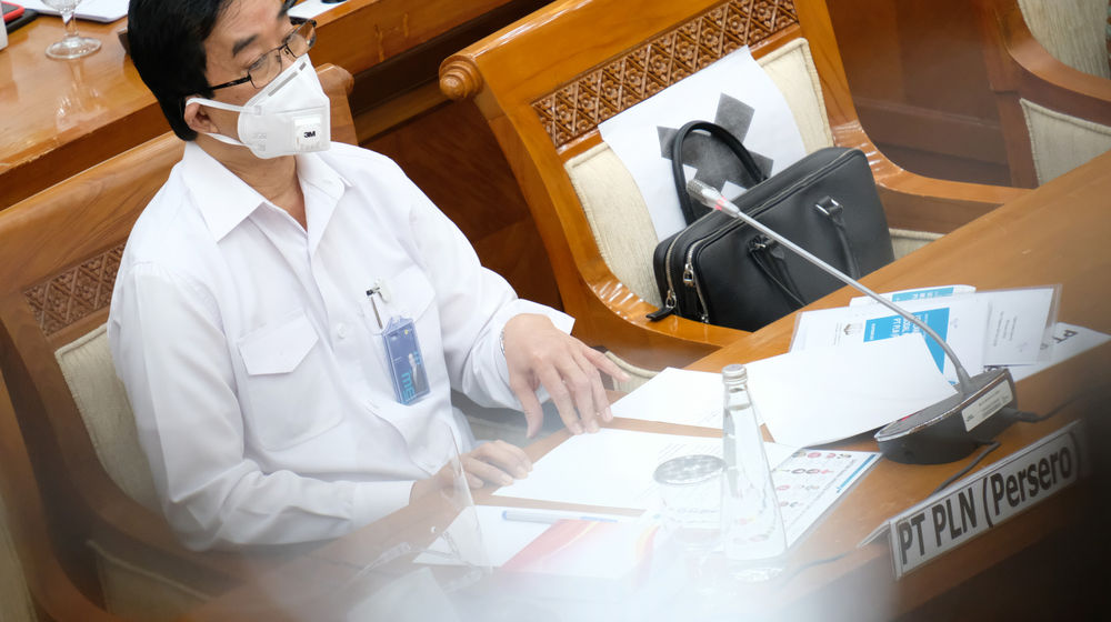 <p>Direktur Utama PLN, Zulkifli Zaini mengikuti rapat dengar pendapat dengan Komisi VI DPR di komplek Parlemen, Senayan, Jakarta, Rabu, 9 September 2020. Rapat dengar pendapat dengan dirut ini membahas penyertaan modal negara Tahun 2021. Foto: Ismail Pohan/TrenAsia</p>