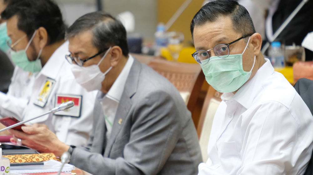 <p>Juliari P. Batubara (kanan)  Foto: Ismail Pohan/TrenAsia</p>
