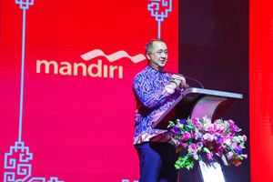 <p>Direktur Utama PT Bank Mandiri (Persero) Royke Tumilaar / Facebook @bankmandiri</p>
