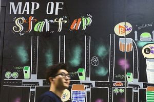 Begitu besarnya potensi ekonomi digital di Indonesia membuat perusahaan rintisan alias startup cukup menggiurkan bagi investor lokal dan asing