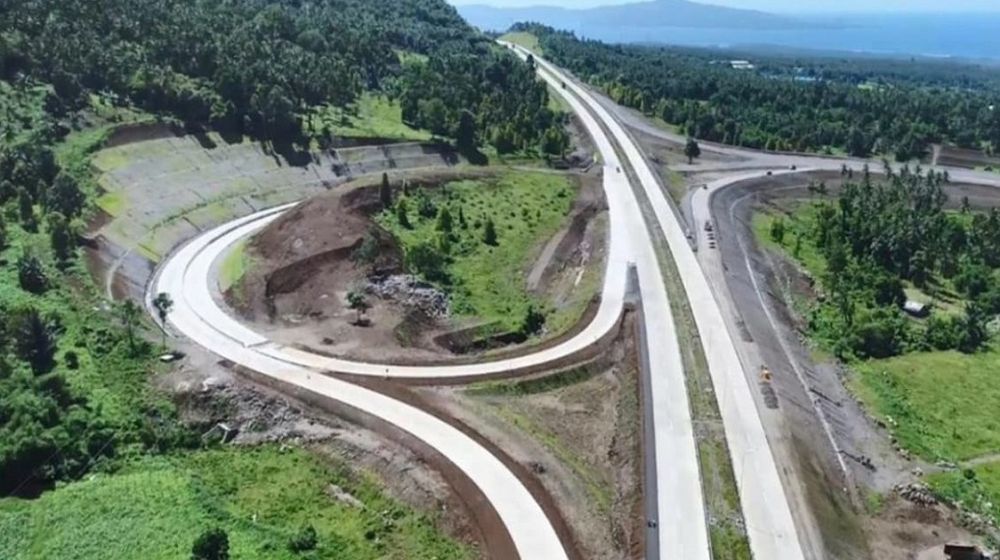 <p>Presiden Joko Widodo meresmikan Tol Manado – Bitung / Pu.go.id</p>
