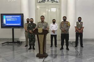 <p>Gubernur DKI Jakarta Anies Baswedan dalam konferensi pers mengenai PSBB total. / Dok. TrenAsia.com</p>
