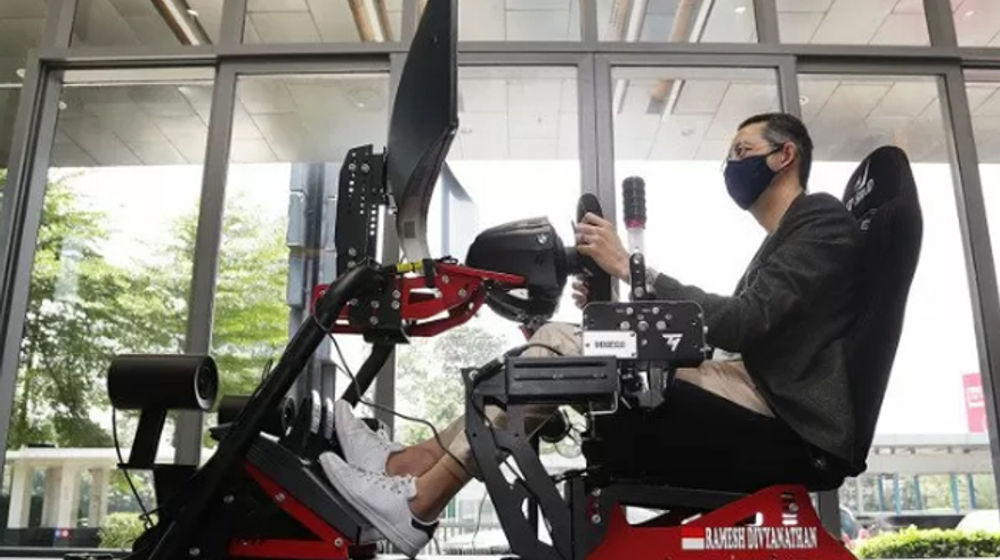 <p>BMW Z4 GT3/BMW Group Indonesia)</p>
