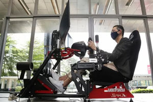 <p>BMW Z4 GT3/BMW Group Indonesia)</p>
