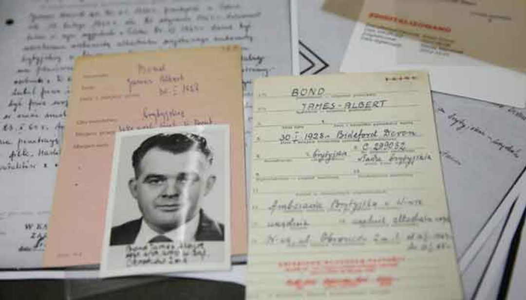 <p>Arsip tentang James Bond/foto:Institute of National Remembrance (IPN) </p>
