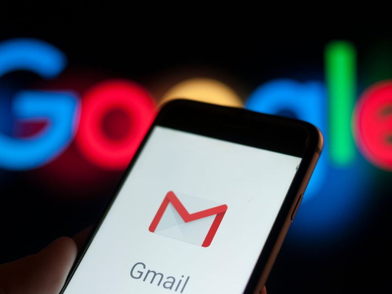 Ilustrasi fitur baru Gmail yang bisa menghindari Anda berbagi informasi rahasia secara tidak sengaja