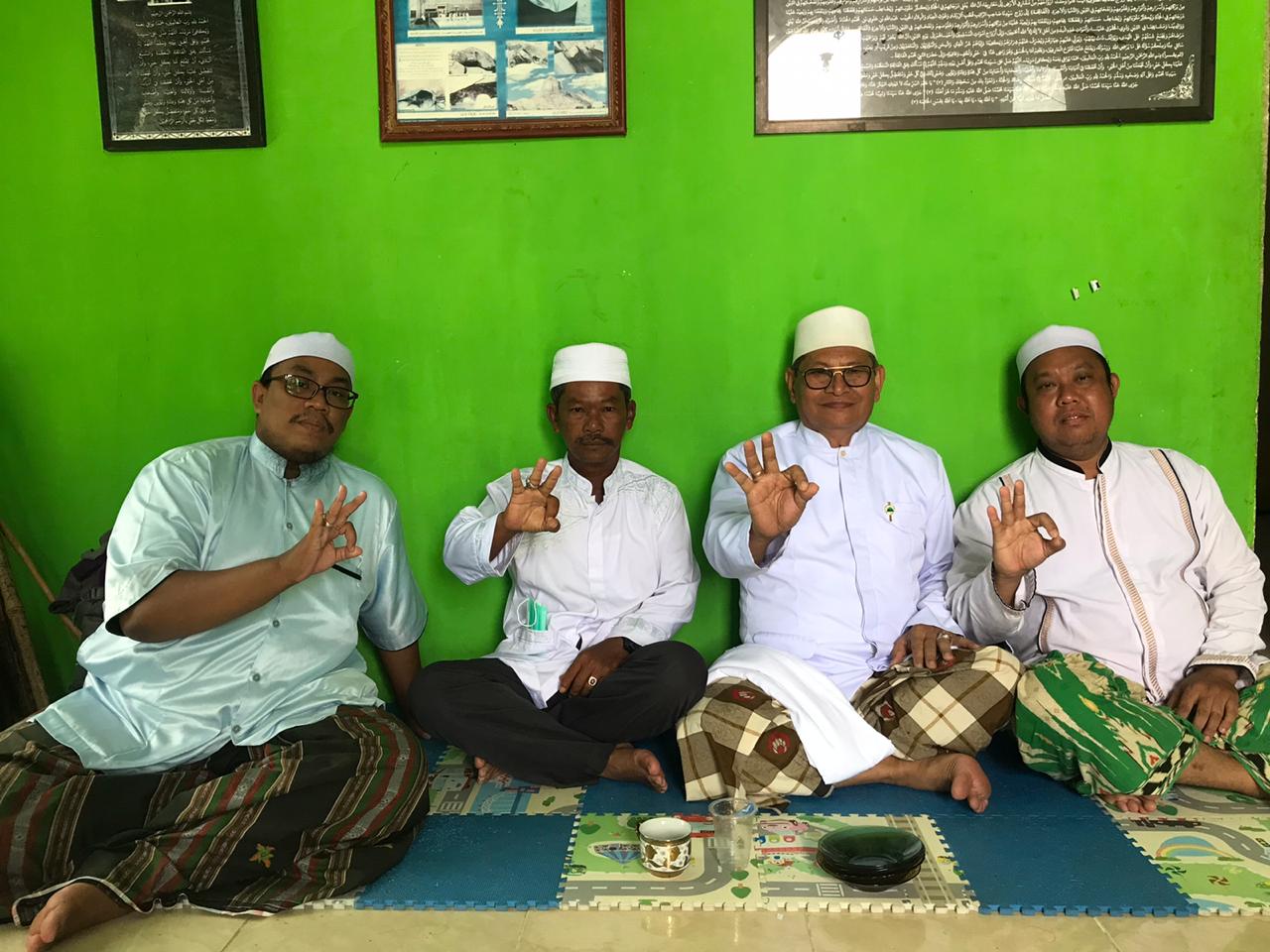 pengasuh pondok pesantren darul falah