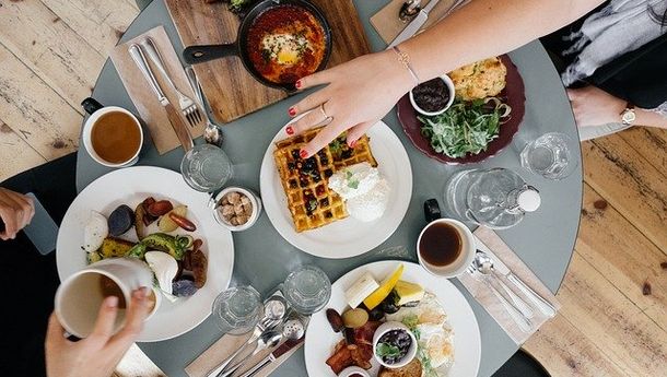 Mengunyah Makanan Lebih Lama Ternyata Baik untuk Kesehatan