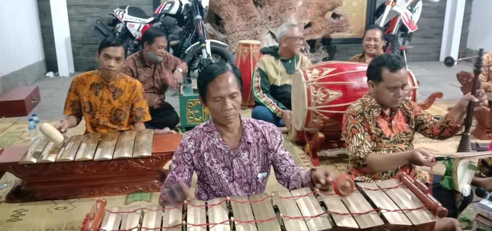 Karawitan reuni ASKI angkatan 1979