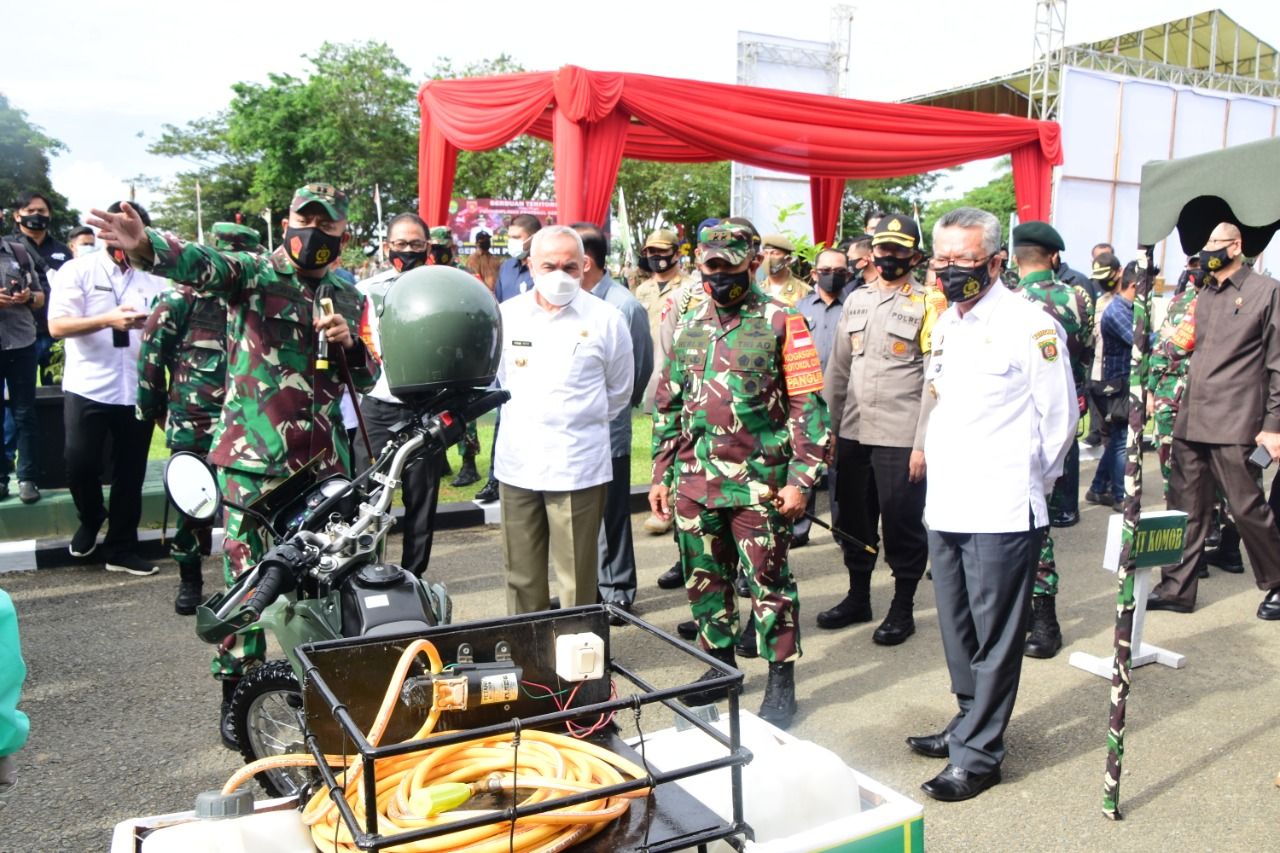 Pangdam VI Mulawarman Pimpin Serbuan Teritorial Dalam Rangka Pendisiplinan Protokol Kesehatan, di Samarinda, Rabu (14/10/2020)