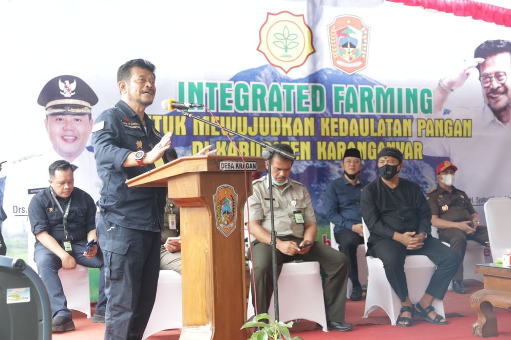 Mentan SYL saat melihat integrated farming di desa Kranggan Gondangrejo Karanganyar