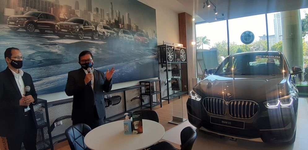  BMW kini memiliki Luxury Store di Grand City Mall Surabaya untuk  konsumen di Srabaya Timur. 