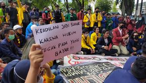caption