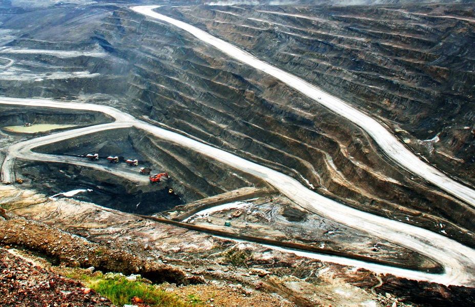 <p>Tambang batu bara PT Arutmin Indonesia, anak usaha PT Bumi Resources Tbk / Bumiresources.com</p>

