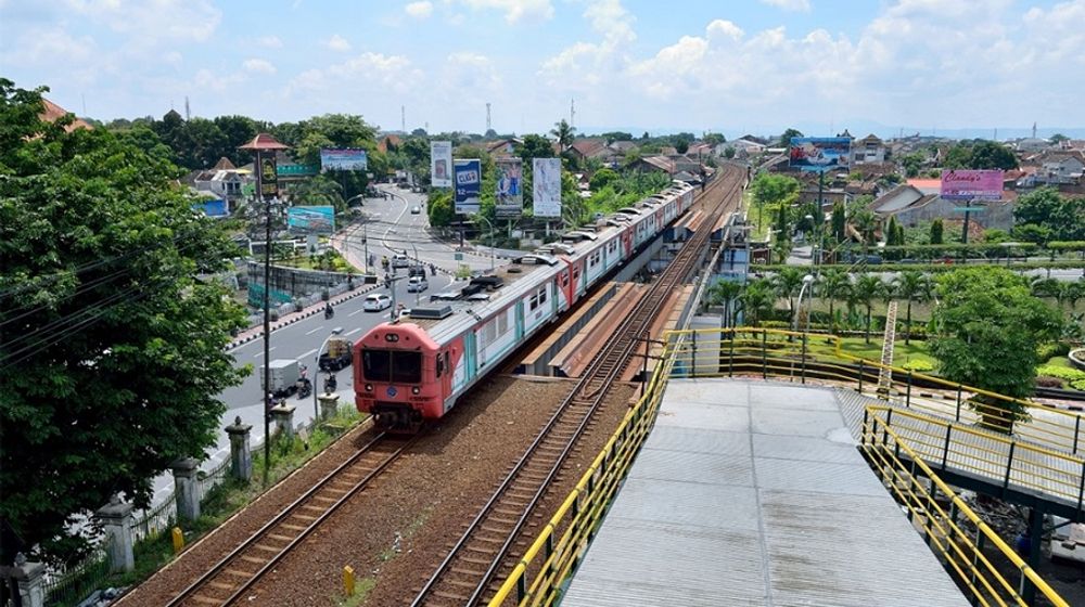 <p>Kereta Prambanan Ekspress (Prameks) rute Jogja-Solo segera pensiun dan digantikan oleh KRL Commuter Line / Kai.id</p>
