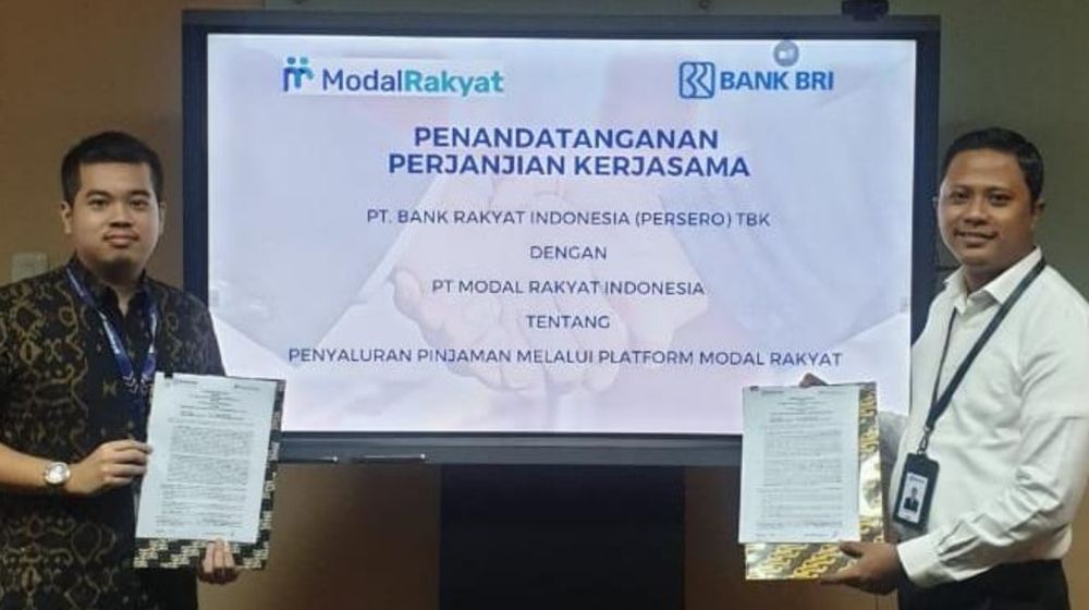 <p>Co-Founder Fintech P2P Lending Modal Rakyat Stanislaus MC Tandelilin dan Assistant Vice President BRI Mikro Razaq Manan Ahmad / Dok. Modal Rakyat</p>