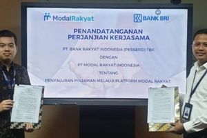 <p>Co-Founder Fintech P2P Lending Modal Rakyat Stanislaus MC Tandelilin dan Assistant Vice President BRI Mikro Razaq Manan Ahmad / Dok. Modal Rakyat</p>

