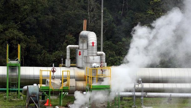 Geothermal Belum jadi Pilihan Utama EBT, Bagaimana Prospek Saham PGEO Usai IPO?