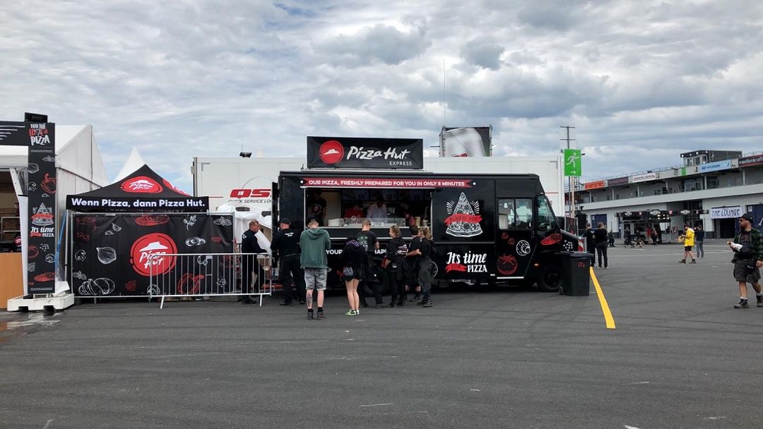 <p>Ilustrasi food truck Pizza Hut / Wikimedia.org</p>
