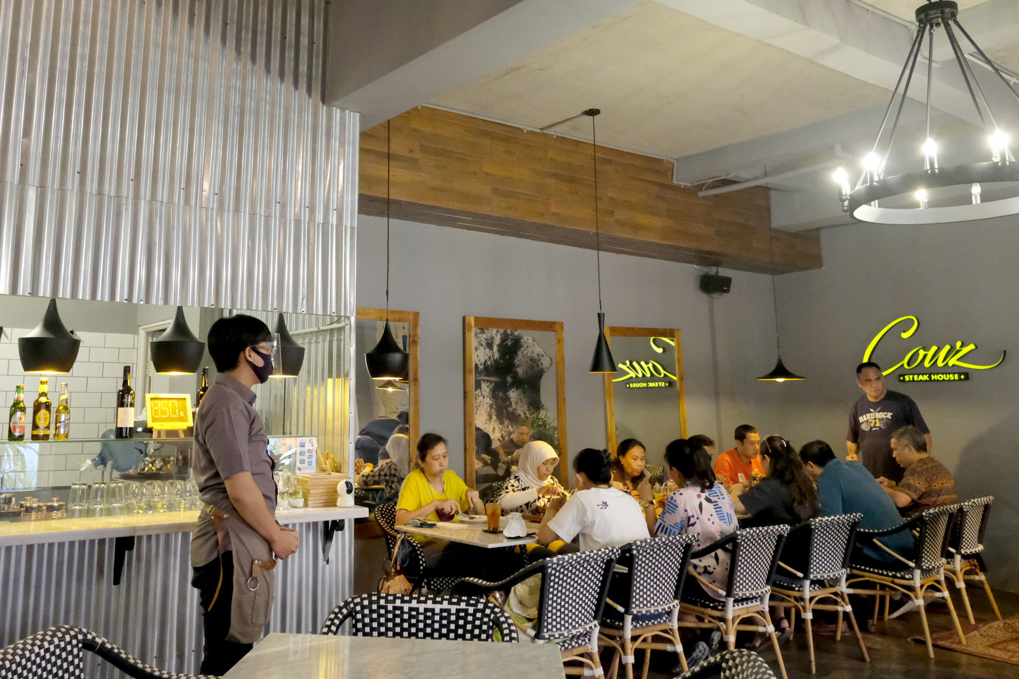 Makan di Restoran Kota Semarang Habis Rp35.000, Bisa Raih Hadiah Iphone Sampai Led TV