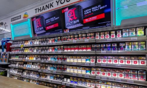 <p>Ilustrasi cukai rokok dan cukai hasil tembakau (CHT) / Shutterstock</p>
