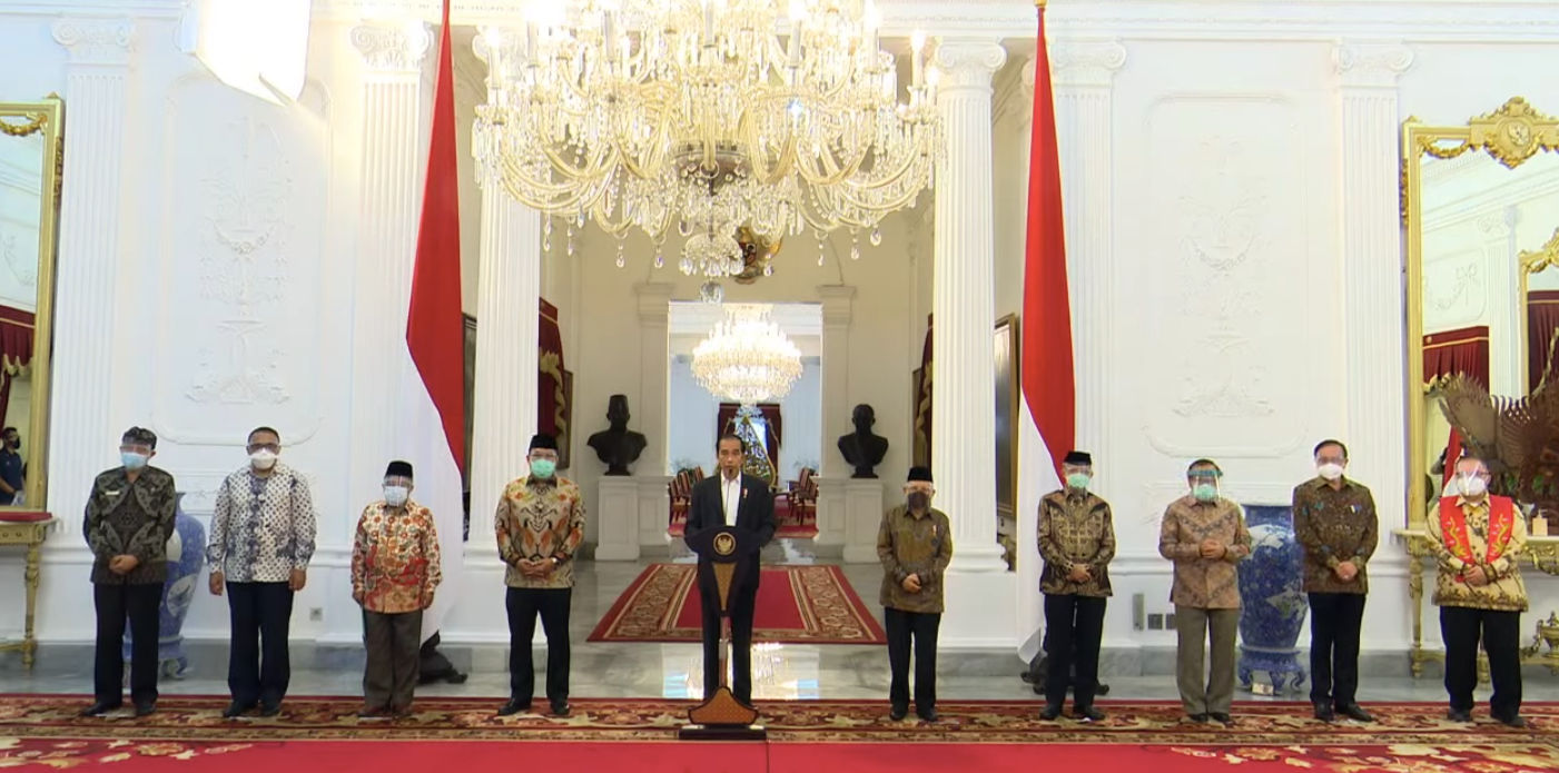 <p>Presiden Jokowi memberikan pernyataan usai bertemu dengan sejumlah organisasi keagamaan, 31 Oktober 2020. Dok: Sekretariat Kabinet.</p>
