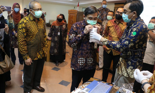 <p>Uji coba GeNose/Humas UGM</p>
