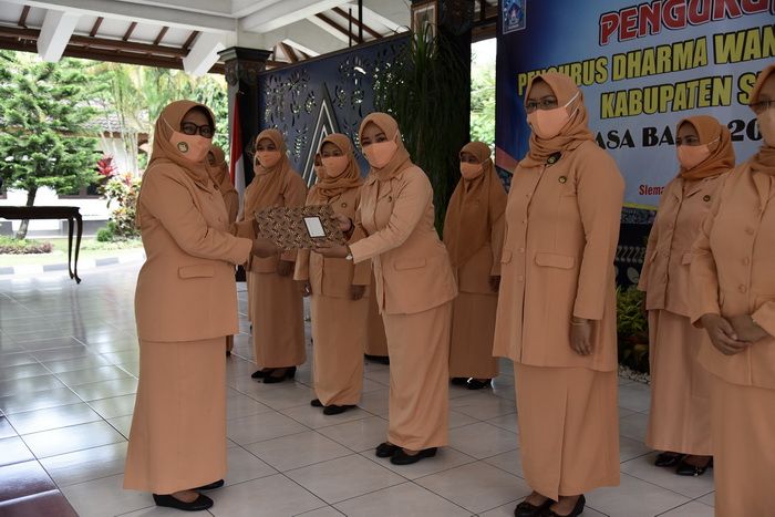 Suasana pengukuhan DWP Sleman