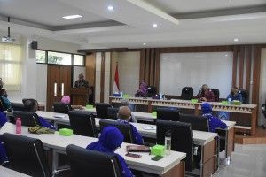 Suasana penyerahan e-arsip