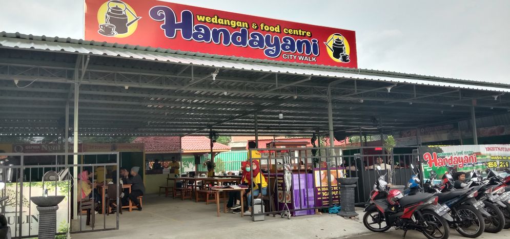 Wedangan Food Center Handayani