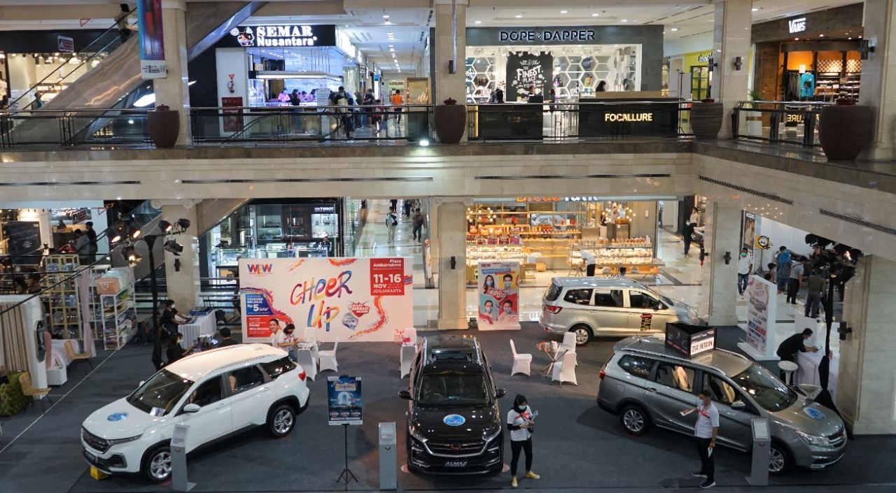 Wuling Experience Weekend di Ambarrukmo Plaza
