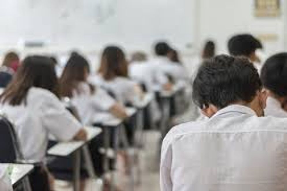 Sektor pendidikan mendapat anggaran separo lebih APBD Jatim