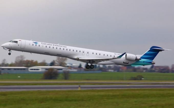 Pesawat Bombardier CRJ-1000