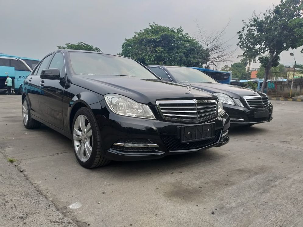 Salah satu jenis mobil bekas Bluebird Group yang disukai masyarakat.