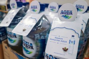 <p>Air minum dalam kemasan Aqua produksi Danone / Shutterstock</p>
