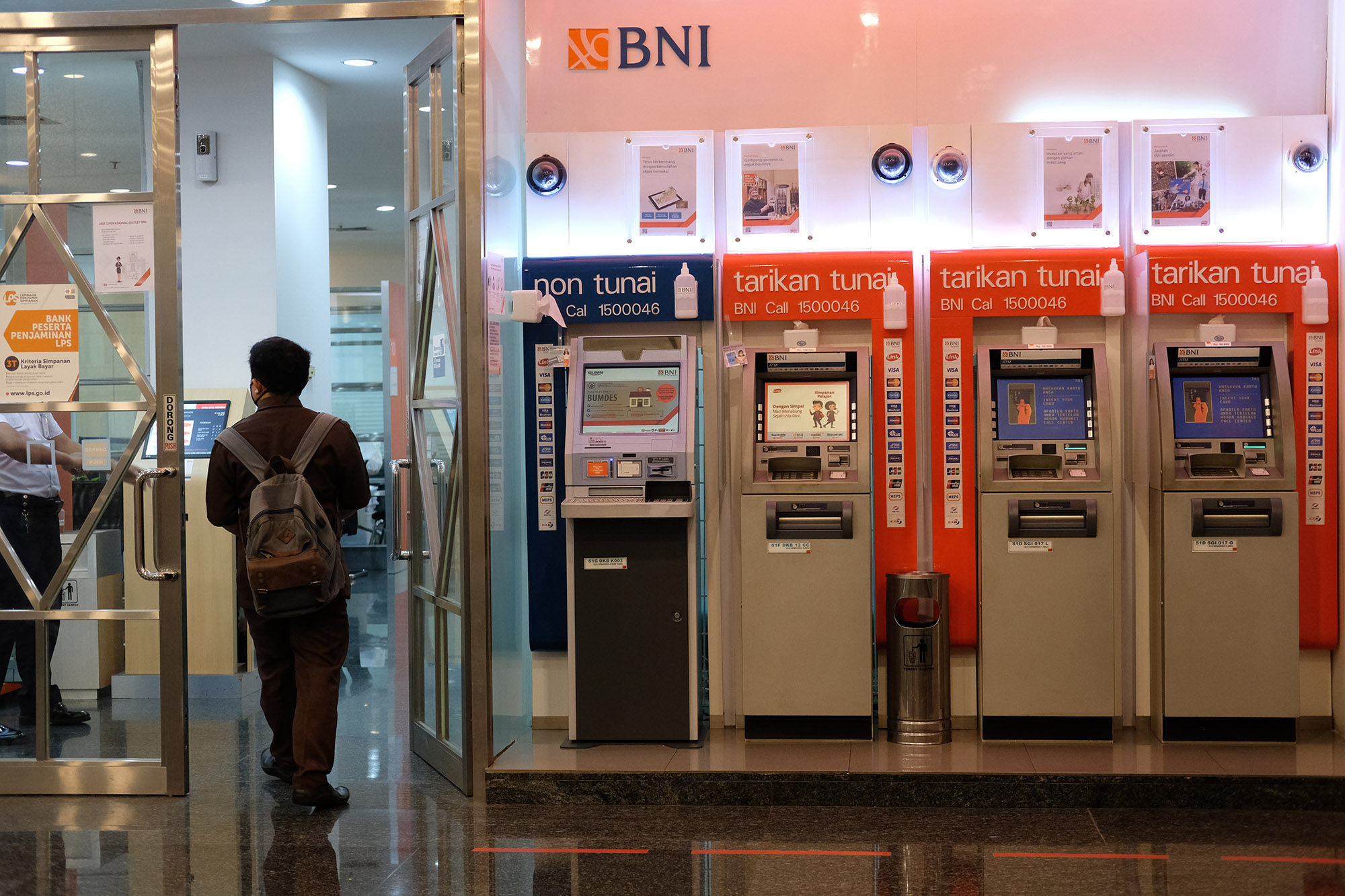 <p>Kantor Bank BNI cabang Bursa Efek, Jakarta,. Foto: Ismail Pohan/TrenAsia</p>
