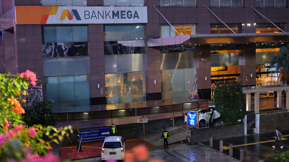 <p>Ilustrasi Bank Mega kawasan sudirman, Jakarta. Foto: Ismail Pohan/TrenAsia</p>
