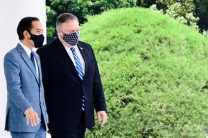 <p>Presiden Jokowi berbincang dengan Menlu AS Mike Pompeo di Istana Kepresidenan Bogor, Jawa Barat, 29 Oktober 2020. Dok: Sekretariat Kabinet. </p>
