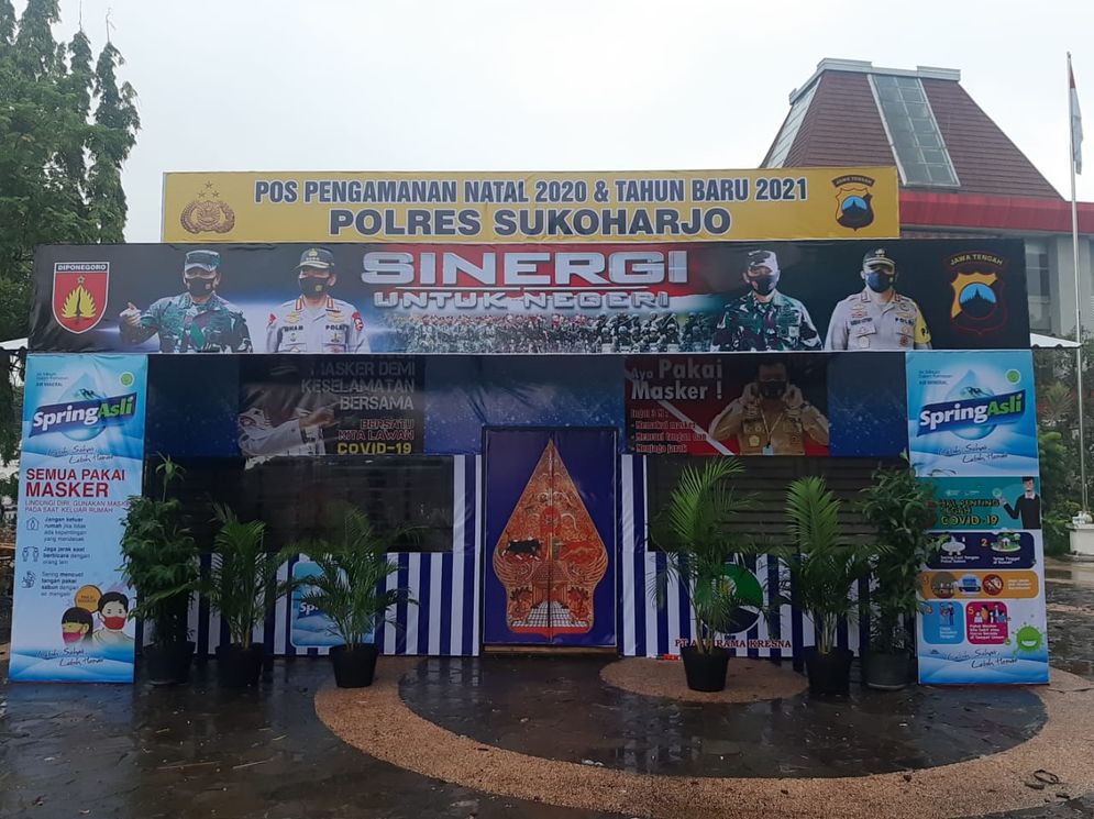Pospam Simpang Lima Sukoharjo kota Operasi Lilin Candi Polres Sukoharjo