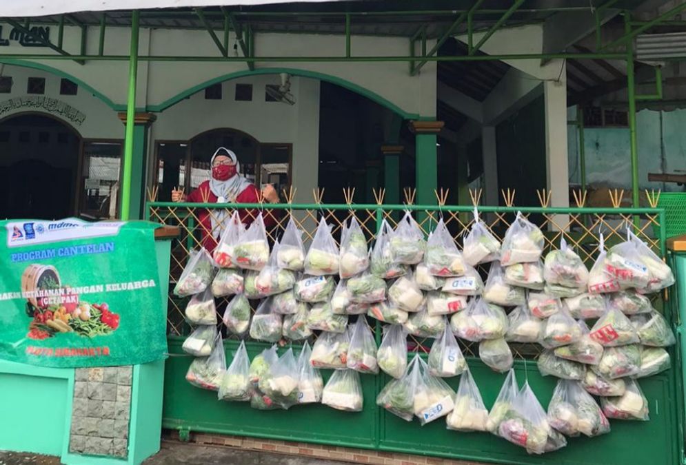 Canthelan sayur untuk warga terdampak masih terus dilakukan Getapak Muhammadiyah Solo